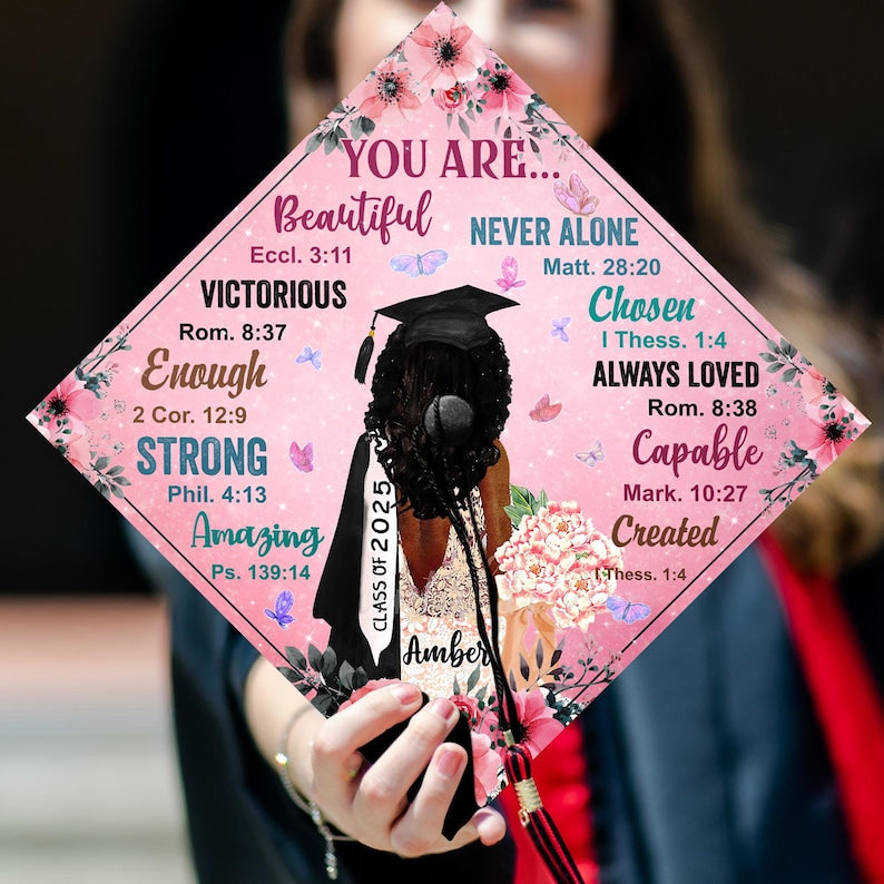 Personalized Black Queen Graduation Cap Topper featuring the Class of 2026, a perfect personalized graduation gift.