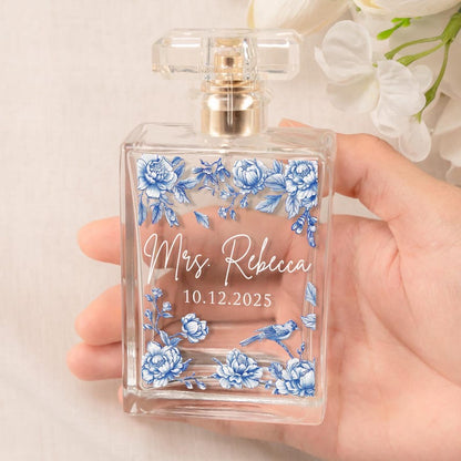 Elegant and durable custom perfume bottle, serving as a lasting memento of your walk down the aisle.