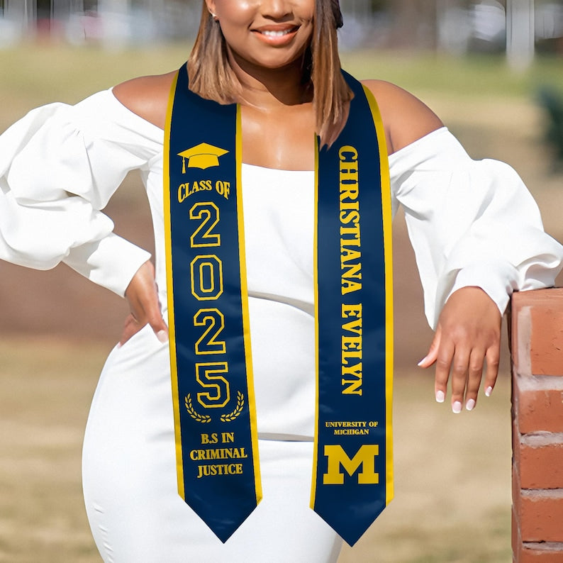 Elegant personalized sashes for graduation, serving as a lasting memento for your academic achievements.