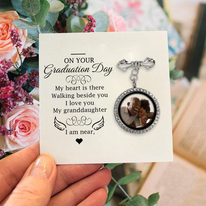 The perfect customized graduation gown pin, this photo charm is a must-have for the Class of 2026.