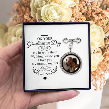 A premium graduation memorial photo charm, providing a high-quality keepsake for your milestone.