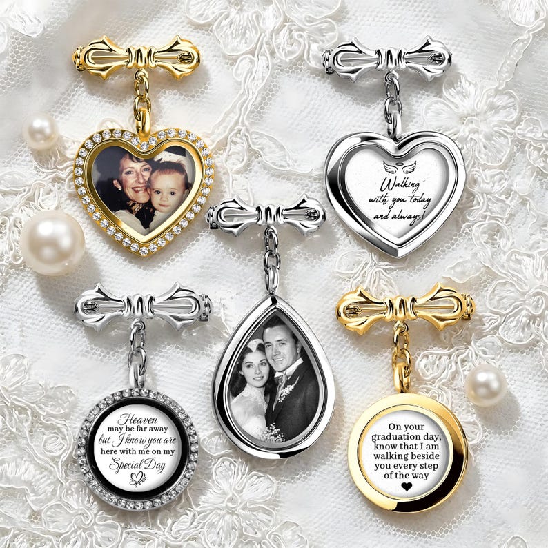 Durable and stylish graduation gown pin, allowing you to carry a special photo as you walk the stage.