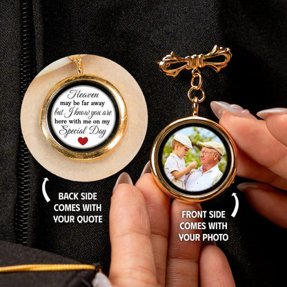 A premium graduation memorial photo charm, providing a high-quality keepsake for your milestone.