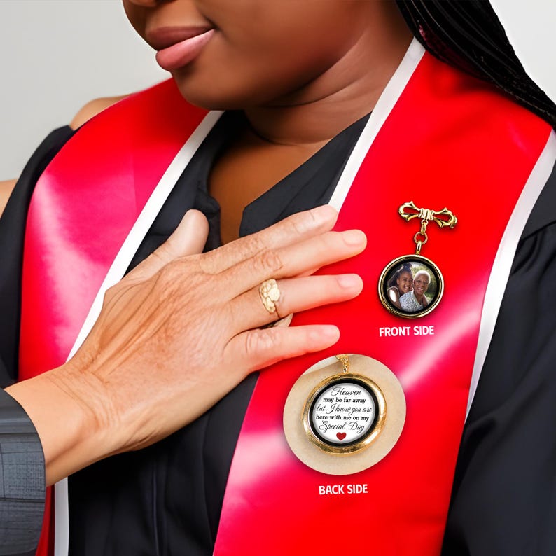 Customized graduation lapel pin with photo, offering a personal touch to your commencement attire.