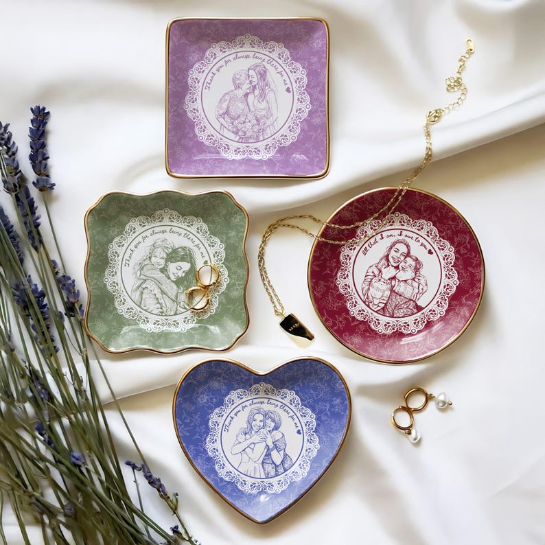 Elegant wedding gift for mom from daughter, serving as a lasting memento of your special wedding day.
