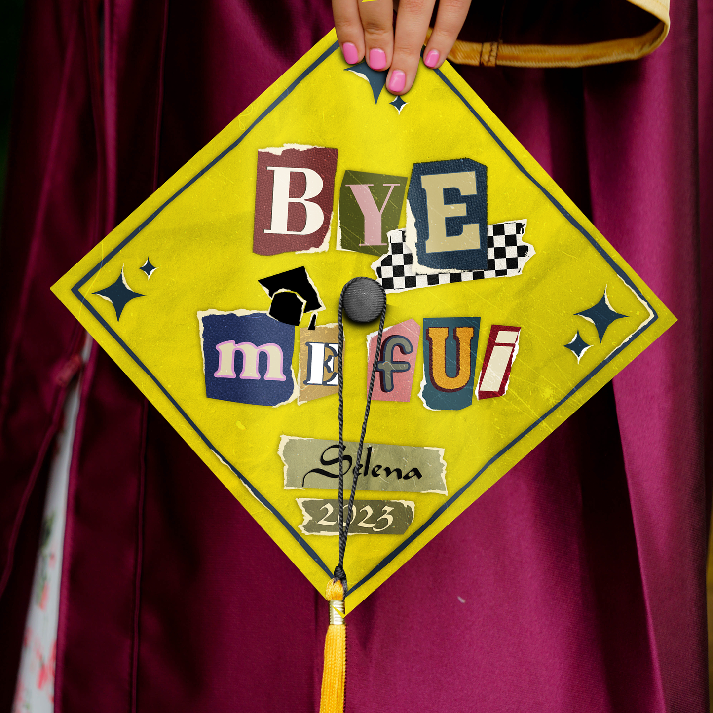 Bye Me Fui Graduation Cap Topper