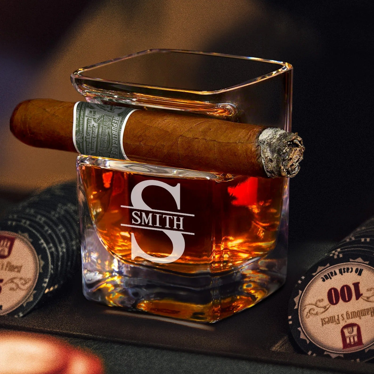 Personalized cigar holder whiskey glass